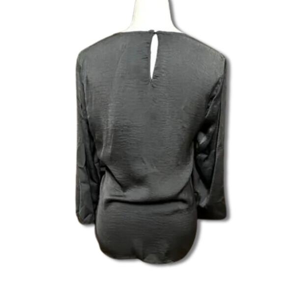 Gigi Parker Wrap Front Blouse 3/4 Sleeve Length Satin Fabric Black W Small NWT - Picture 5 of 11